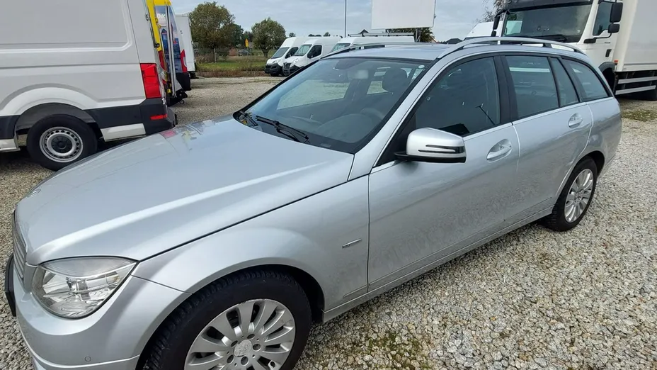 MERCEDES-BENZ C Klasa -