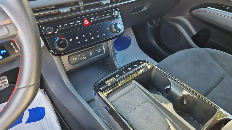 HYUNDAI Tucson -