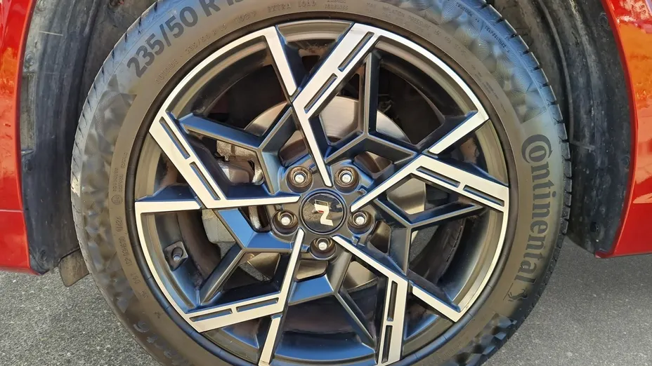 HYUNDAI Tucson -