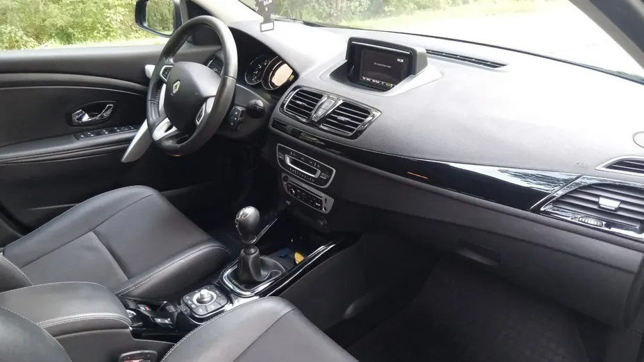 RENAULT Megane -
