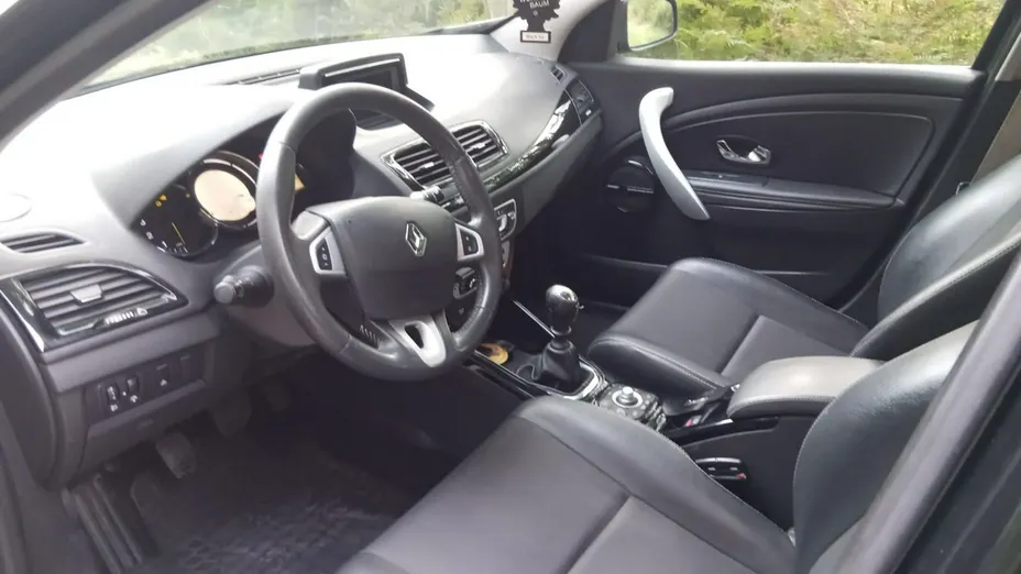RENAULT Megane -