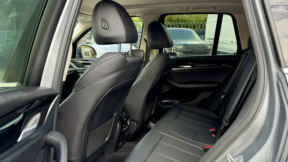 BMW X3 -