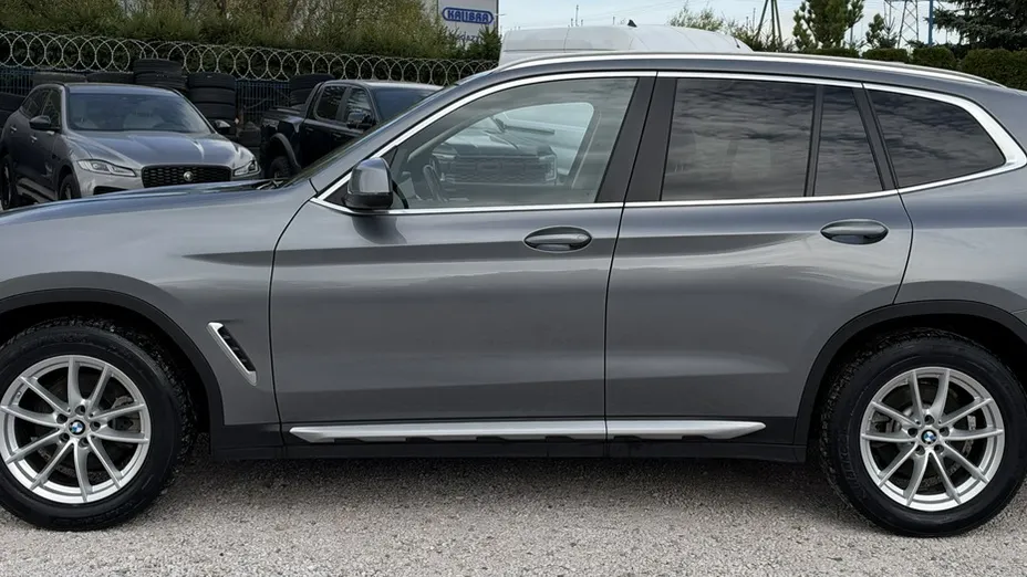BMW X3 -