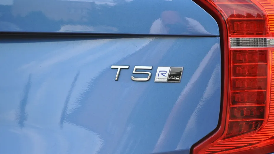 VOLVO XC90 -