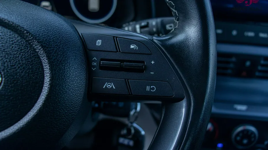 HYUNDAI i20 -