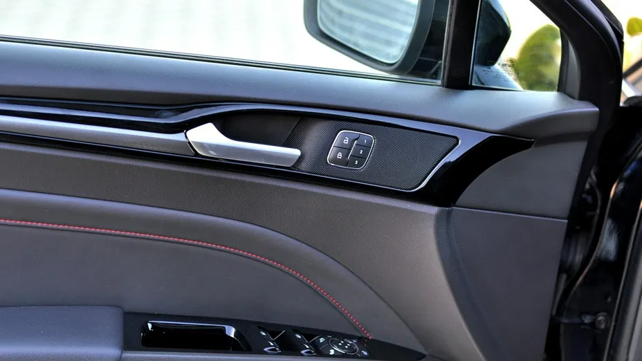 FORD Mondeo -