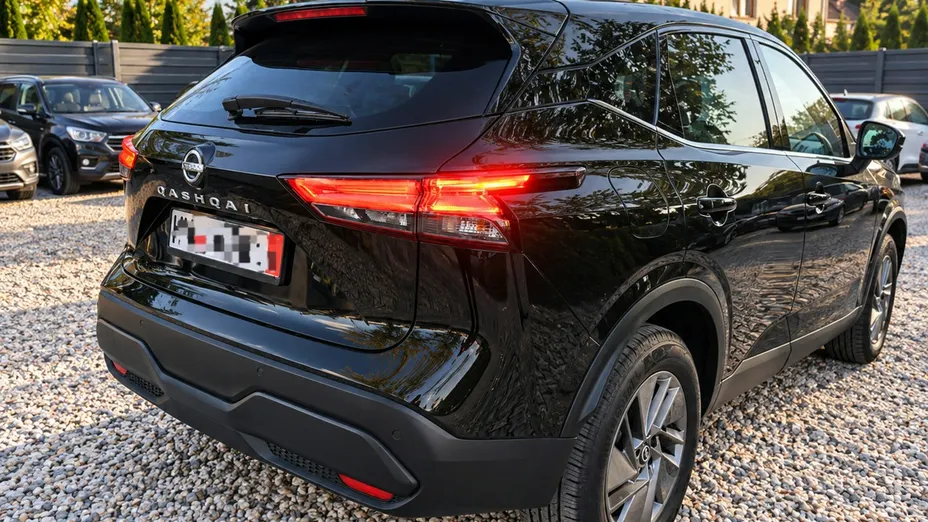 NISSAN Qashqai -