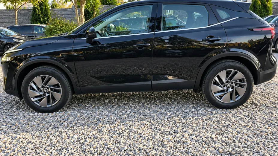 NISSAN Qashqai -