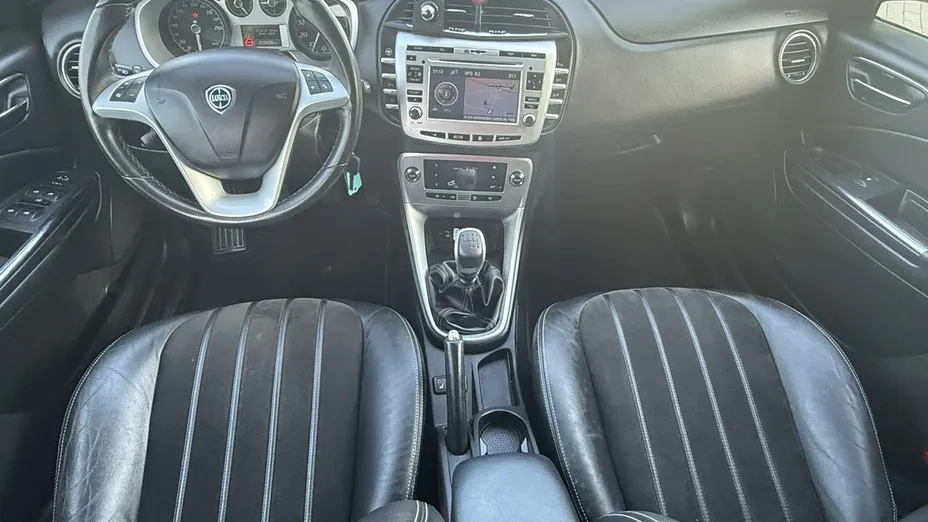 LANCIA Delta -