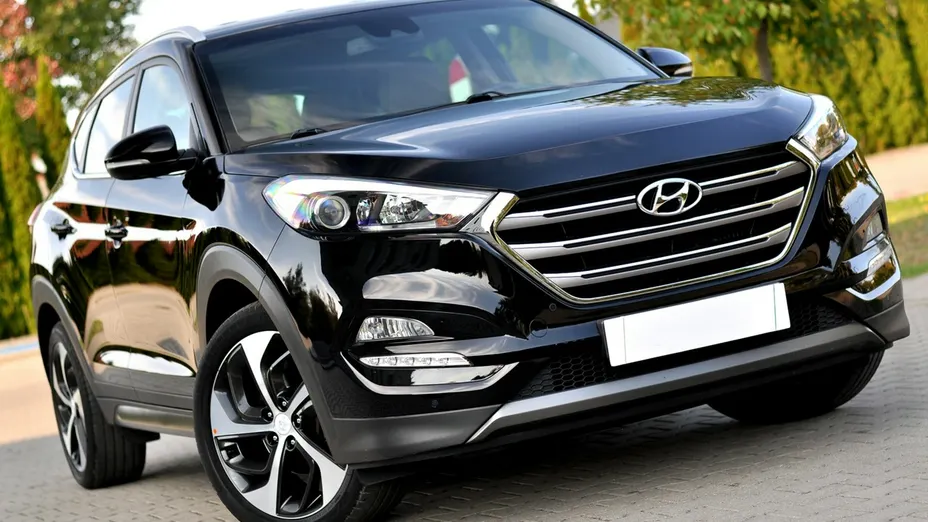 HYUNDAI Tucson -