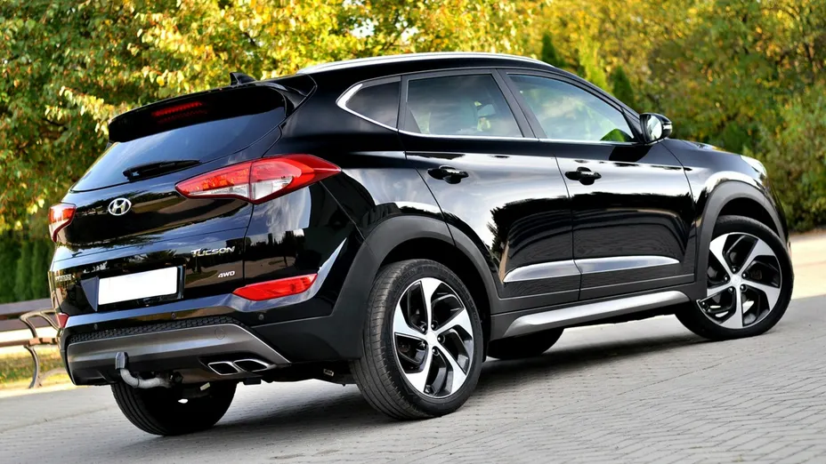 HYUNDAI Tucson -