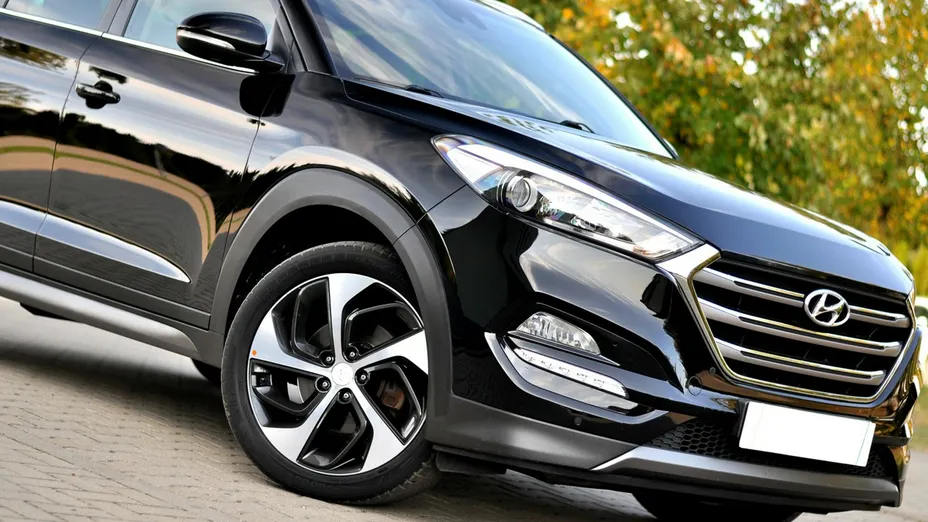 HYUNDAI Tucson -