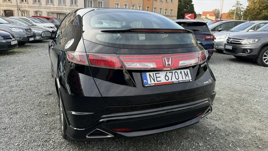 HONDA Civic -