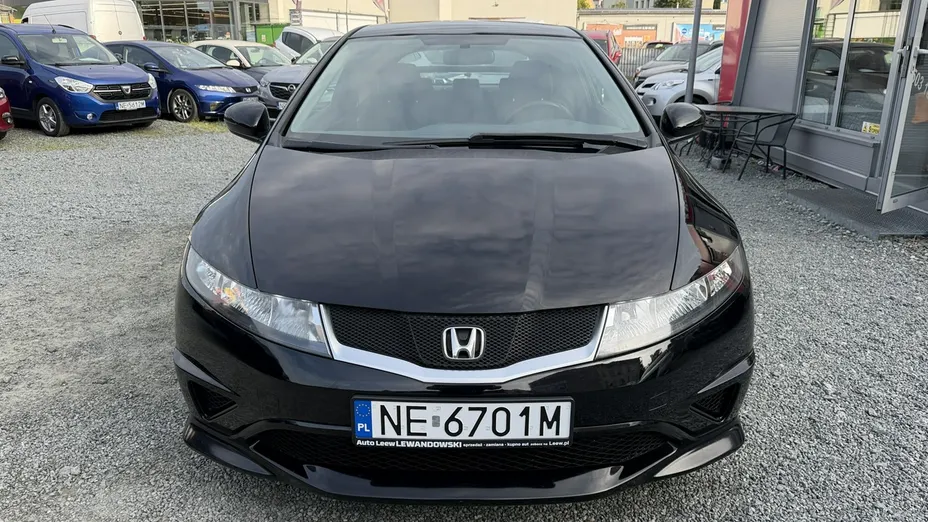HONDA Civic -