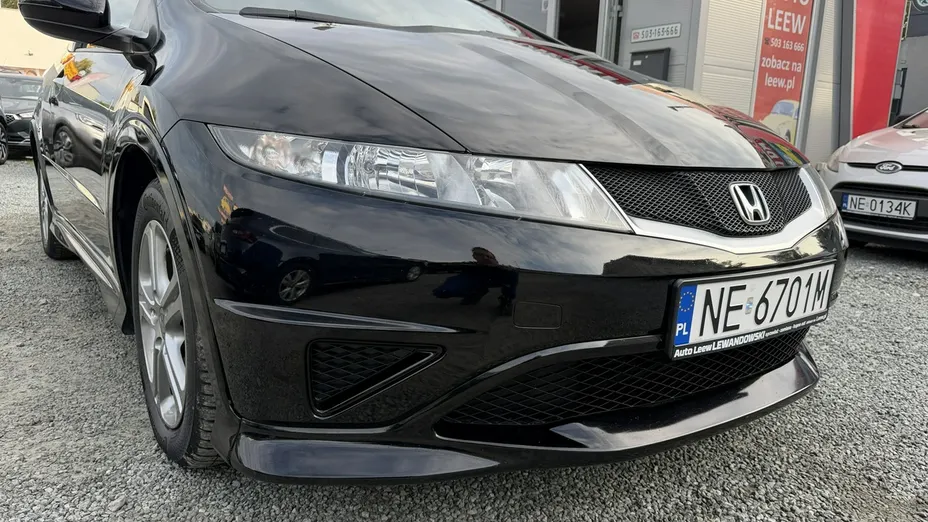 HONDA Civic -