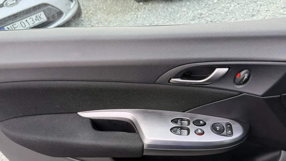 HONDA Civic -