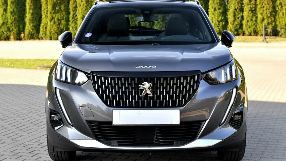 PEUGEOT 2008 -