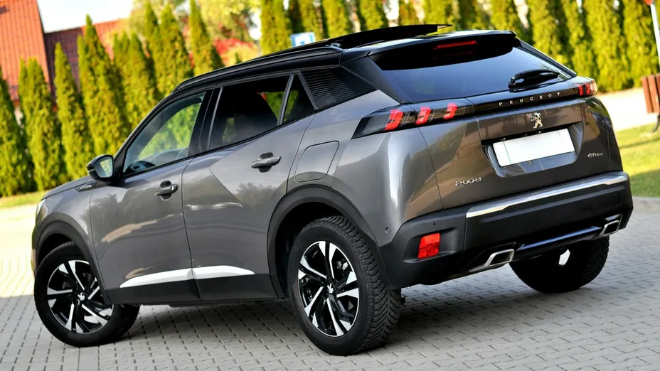 PEUGEOT 2008 -