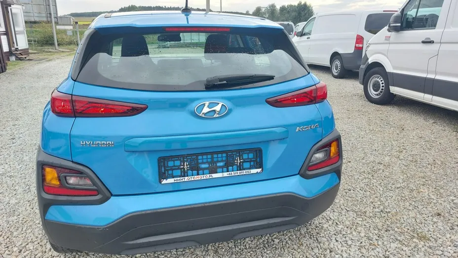 HYUNDAI Kona -