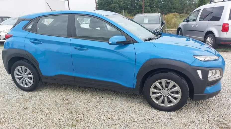 HYUNDAI Kona -