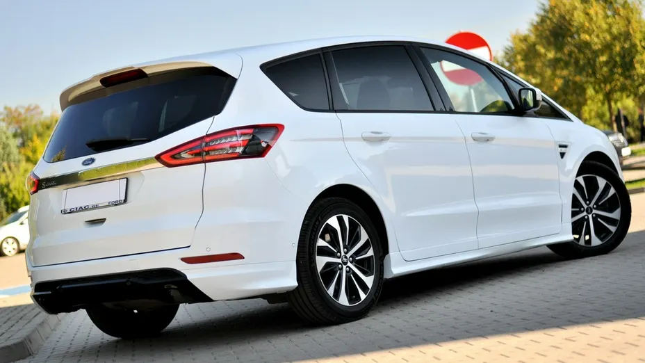 FORD S-MAX -