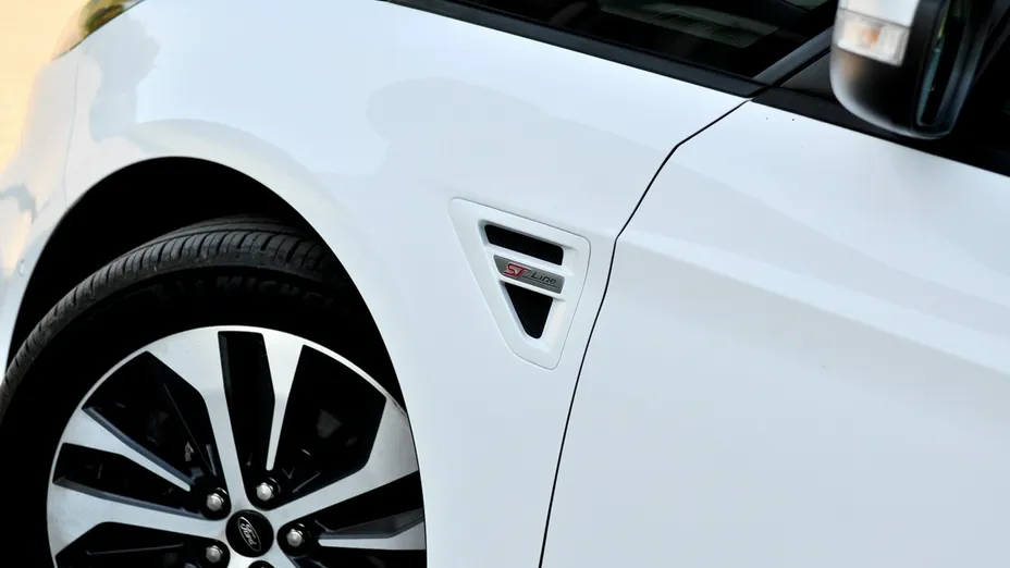 FORD S-MAX -