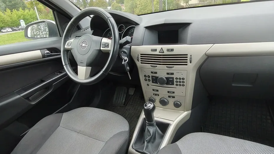 OPEL Astra -