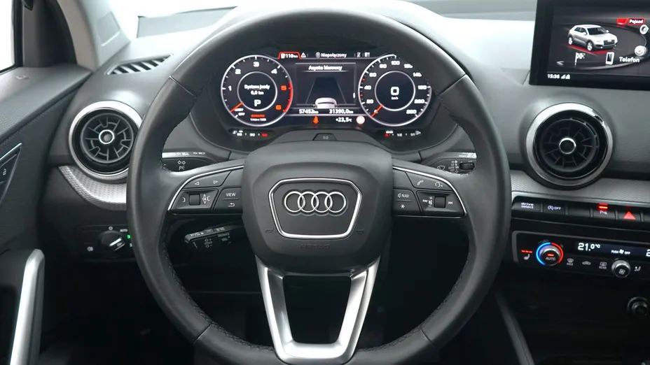 AUDI Q2 -
