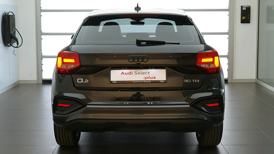 AUDI Q2 -