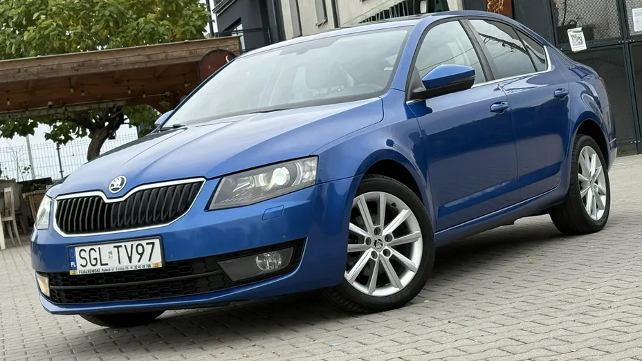 SKODA Octavia -