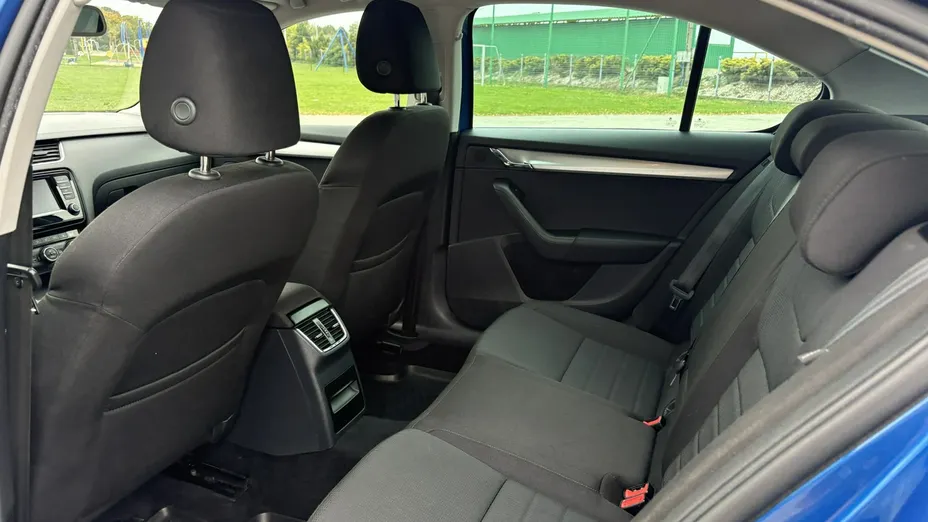 SKODA Octavia -