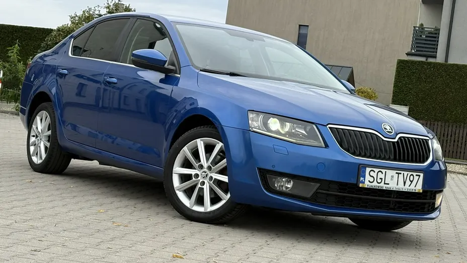 SKODA Octavia -