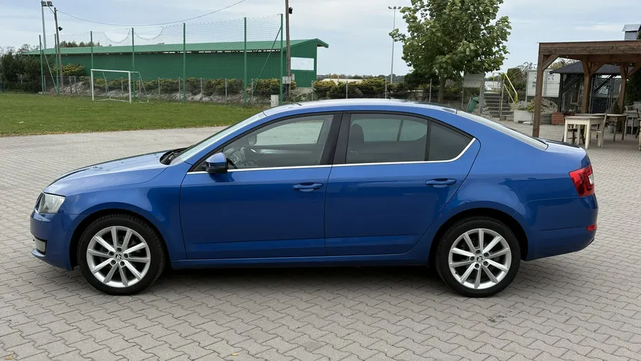 SKODA Octavia -