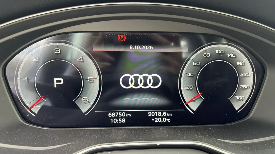 AUDI Q5 -