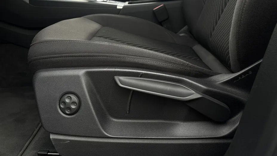 AUDI Q5 -