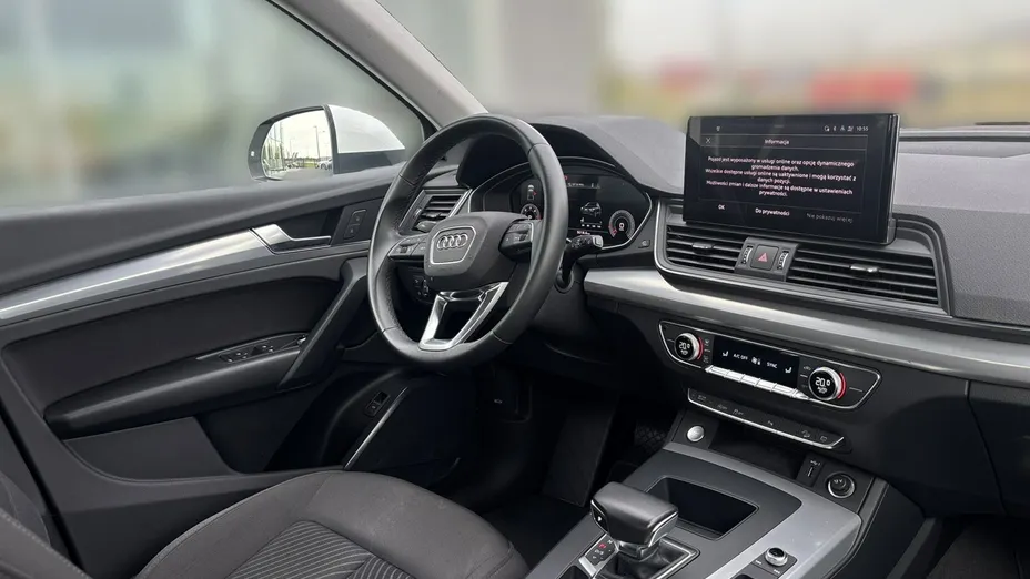 AUDI Q5 -