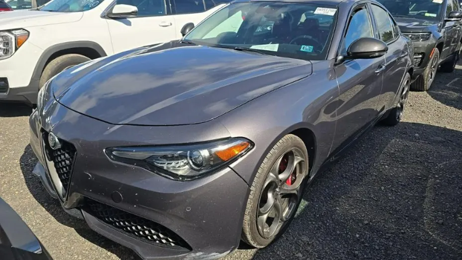 ALFA ROMEO Giulia -
