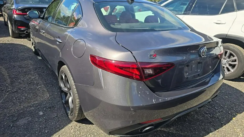 ALFA ROMEO Giulia -