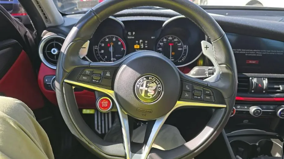 ALFA ROMEO Giulia -