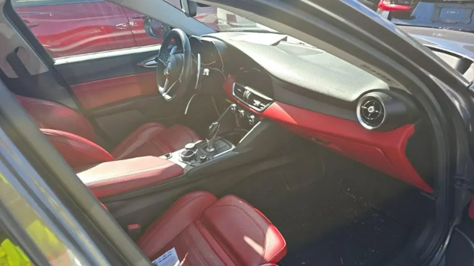 ALFA ROMEO Giulia -