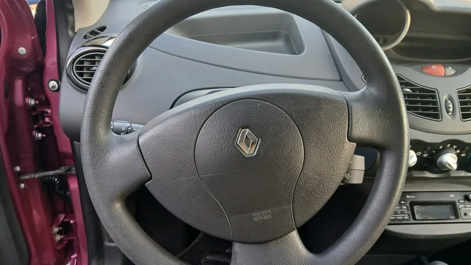 RENAULT Twingo -