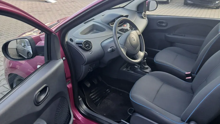 RENAULT Twingo -