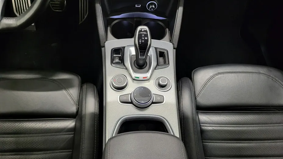 ALFA ROMEO Stelvio -