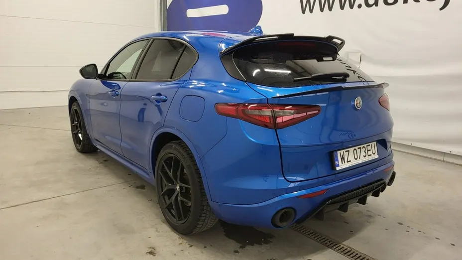 ALFA ROMEO Stelvio -