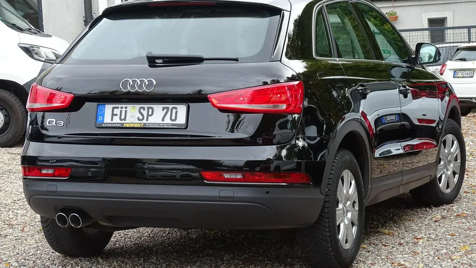 AUDI Q3 -