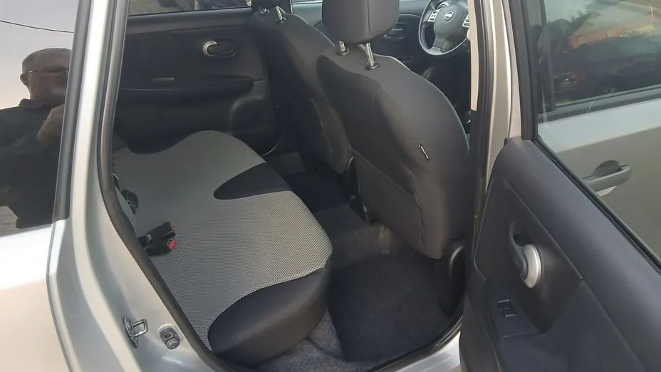 NISSAN Note -
