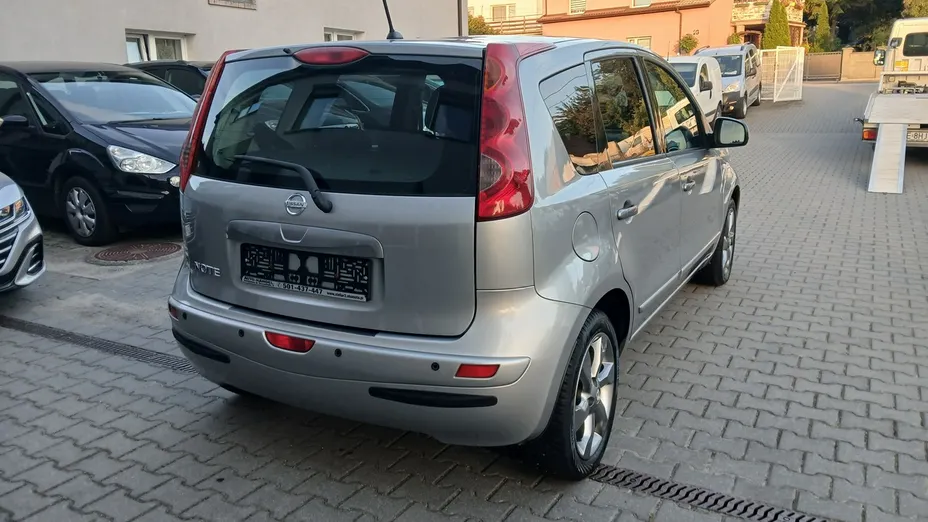 NISSAN Note -