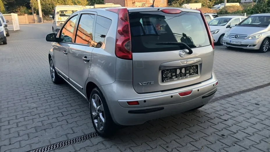 NISSAN Note -