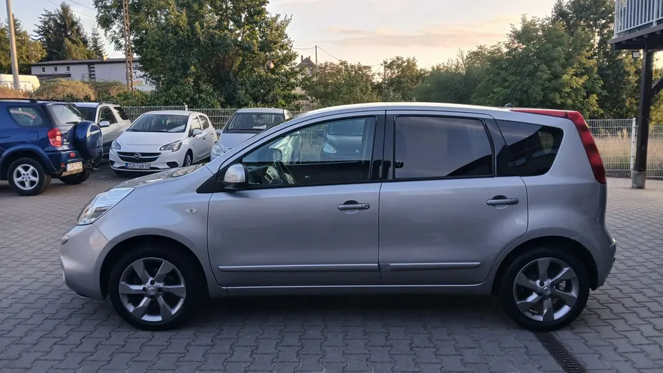 NISSAN Note -