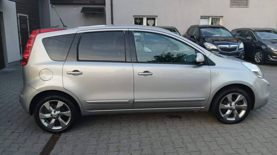 NISSAN Note -
